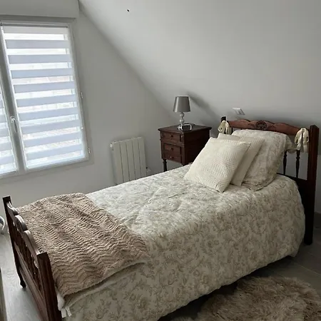 La Maison Au Pied Du Mont Cesar 2 Etoiles 2 Epis * Bailleul-sur-Therain