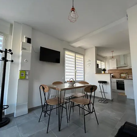 Tatil Evi La Maison Au Pied Du Mont Cesar 2 Etoiles 2 Epis